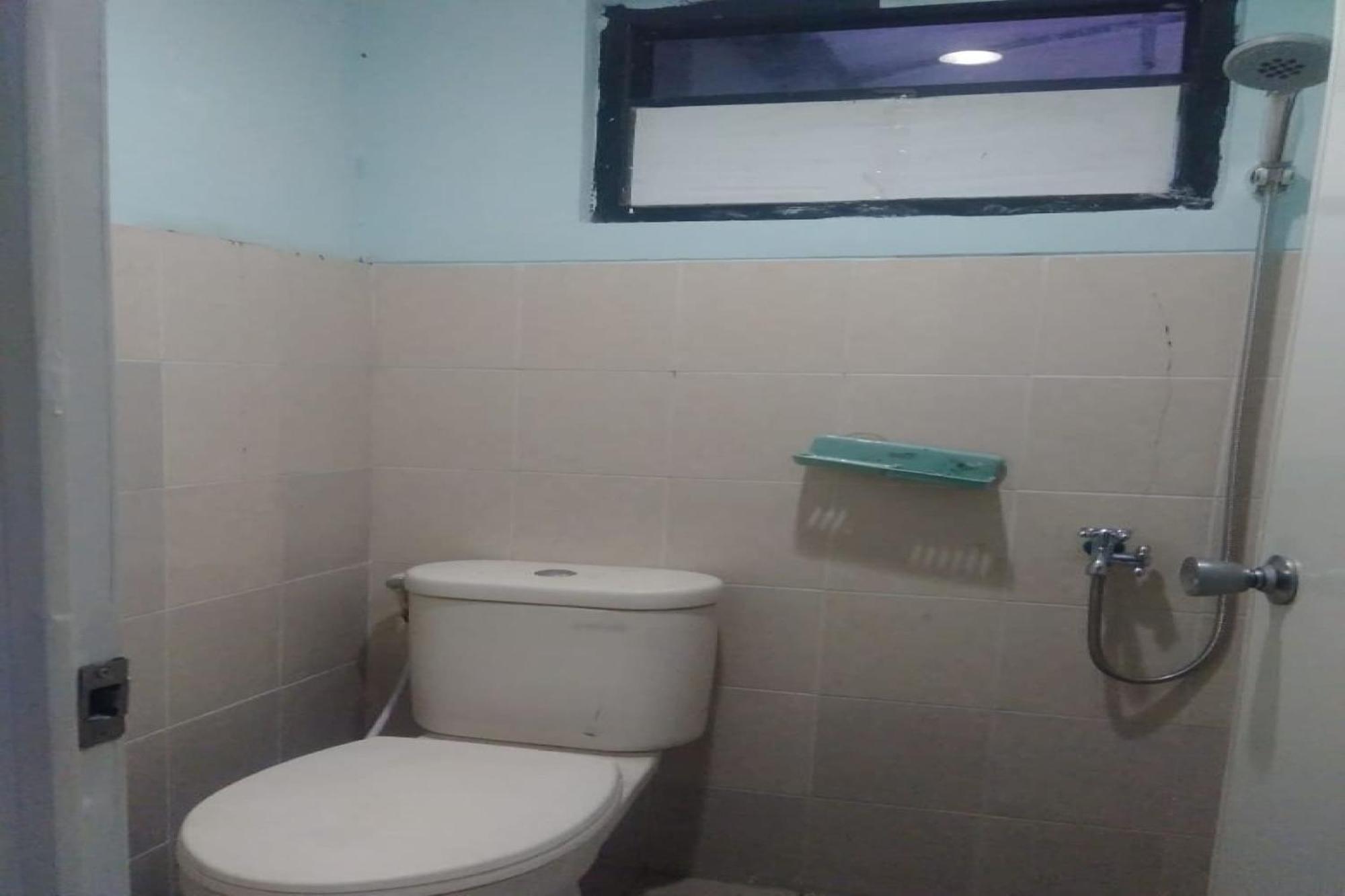Oyo 90766 Gardenia Boarding House 호텔 푸르워케르토 외부 사진